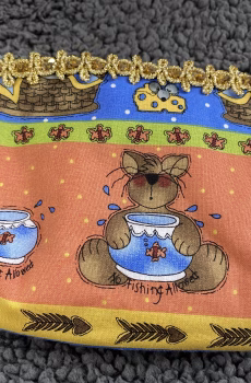 Cat small pouch